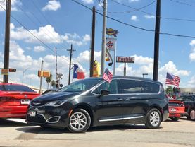 2020 CHRYSLER PACIFICA VAN V6, 3.6 LITER TOURING L 35TH ANNIVERSARY EDITION MINIVAN 4D