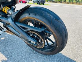 2015 YAMAHA FZ-09 SPORTBIKES - -