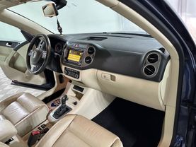 2011 VOLKSWAGEN TIGUAN