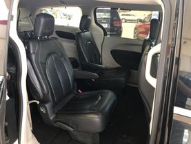2020 CHRYSLER PACIFICA VAN V6, 3.6 LITER TOURING L 35TH ANNIVERSARY EDITION MINIVAN 4D