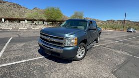 2009 CHEVROLET SILVERADO 1500 CREW CAB PICKUP V8, 4.8 LITER LS PICKUP 4D 5 3/4 FT