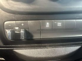 2015 RAM 1500 QUAD CAB PICKUP BLACK AUTOMATIC - Auto Spot