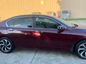 2017 Honda Accord - Image 2