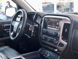 2016 GMC SIERRA 1500 CREW CAB PICKUP V8, ECOTEC3, 6.2 LITER DENALI PICKUP 4D 5 3/4 FT