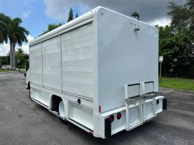2018 CHEVROLET COMM LOW CAB FORWARD PICKUP WHITE - - Citywide Auto Group LLC
