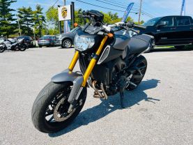 2015 YAMAHA FZ-09 SPORTBIKES - -