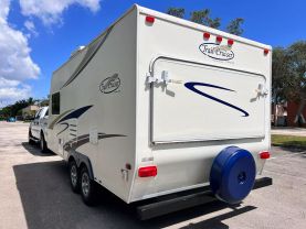 2008 R-VISION TRAIL-CRUISER - WHITE  - - Citywide Auto Group LLC