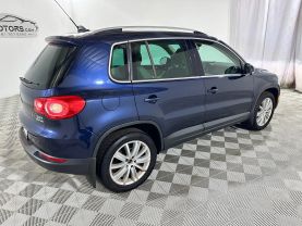 2011 VOLKSWAGEN TIGUAN