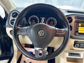 2011 VOLKSWAGEN TIGUAN