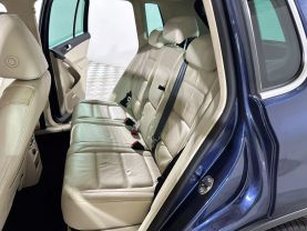 2011 VOLKSWAGEN TIGUAN