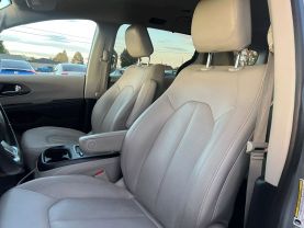 2021 CHRYSLER PACIFICA