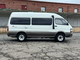 1995 TOYOTA HIACE VAN 3L CAMPER