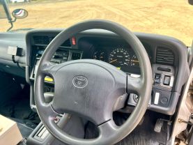1997 TOYOTA HIACE VAN 1UZ-FE HIMEDIC AMBULANCE