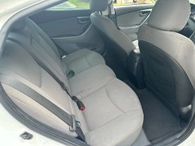 2015 HYUNDAI ELANTRA SEDAN 4-CYL, 1.8 LITER SE SEDAN 4D