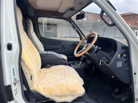 1995 TOYOTA HIACE VAN 3L CAMPER