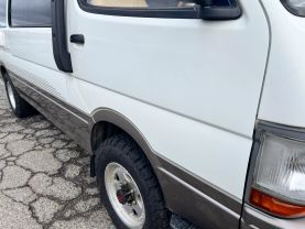 1995 TOYOTA HIACE VAN 3L CAMPER