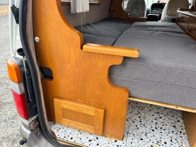 1995 TOYOTA HIACE VAN 3L CAMPER