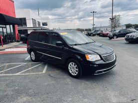 2016 CHRYSLER TOWN & COUNTRY PASSENGER V6, 3.6 LITER TOURING MINIVAN 4D