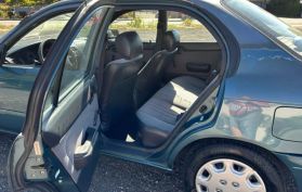 1995 TOYOTA COROLLA SEDAN 4-CYL, 1.6 LITER SEDAN 4D