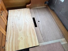 1995 TOYOTA HIACE VAN 3L CAMPER
