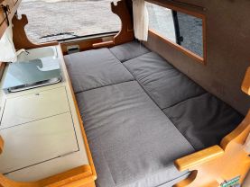 1995 TOYOTA HIACE VAN 3L CAMPER