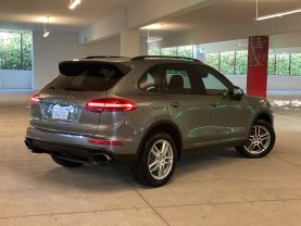 2018 PORSCHE CAYENNE SUV V6, 3.6 LITER SPORT UTILITY 4D