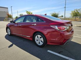2012 HYUNDAI SONATA SEDAN 4-CYL, HYBRID, 2.4 LITER HYBRID SEDAN 4D