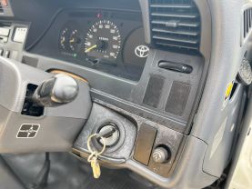 1995 TOYOTA HIACE VAN 3L CAMPER