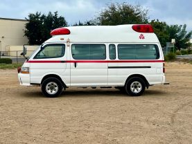 1997 TOYOTA HIACE VAN 1UZ-FE HIMEDIC AMBULANCE