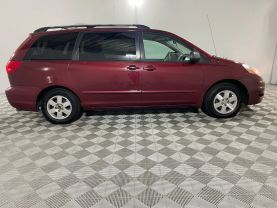 2008 TOYOTA SIENNA