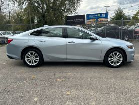 2018 CHEVROLET MALIBU SEDAN BLUE AUTOMATIC - Auto Spot