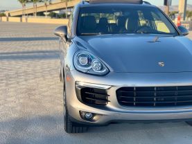 2018 PORSCHE CAYENNE SUV V6, 3.6 LITER SPORT UTILITY 4D