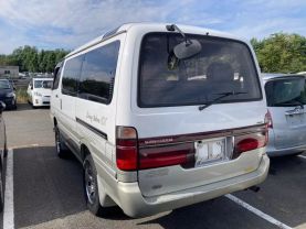 1995 TOYOTA HIACE VAN 1KZ-TE LIVING SALOON EX
