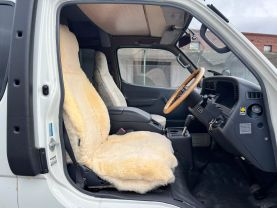 1995 TOYOTA HIACE VAN 3L CAMPER