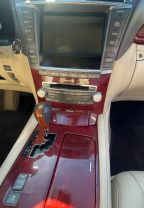2011 LEXUS LS SEDAN V8, 4.6 LITER LS 460 SEDAN 4D
