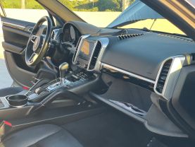 2018 PORSCHE CAYENNE SUV V6, 3.6 LITER SPORT UTILITY 4D