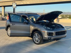 2018 PORSCHE CAYENNE SUV V6, 3.6 LITER SPORT UTILITY 4D
