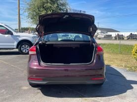 2017 Kia Forte Lx Sedan 4d - Image 36