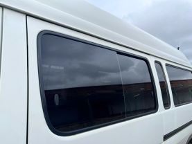 1995 TOYOTA HIACE VAN 3L CAMPER