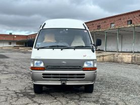 1995 TOYOTA HIACE VAN 3L CAMPER