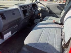 1998 TOYOTA HIACE TRUCK 3L FIRE TRUCK