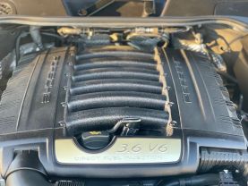 2018 PORSCHE CAYENNE SUV V6, 3.6 LITER SPORT UTILITY 4D