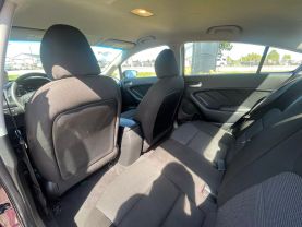 2017 Kia Forte Lx Sedan 4d - Image 22