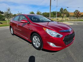 2012 HYUNDAI SONATA SEDAN 4-CYL, HYBRID, 2.4 LITER HYBRID SEDAN 4D