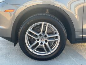 2018 PORSCHE CAYENNE SUV V6, 3.6 LITER SPORT UTILITY 4D