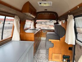 1995 TOYOTA HIACE VAN 3L CAMPER