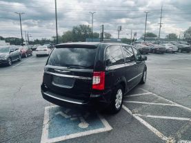 2016 CHRYSLER TOWN & COUNTRY PASSENGER V6, 3.6 LITER TOURING MINIVAN 4D