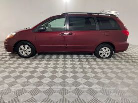 2008 TOYOTA SIENNA
