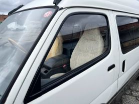 1995 TOYOTA HIACE VAN 3L CAMPER
