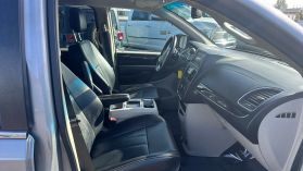 2016 CHRYSLER TOWN & COUNTRY